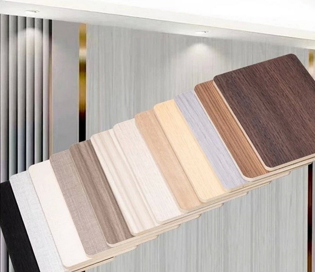 F&aacute;brica de tableros de espuma WPC personalizada