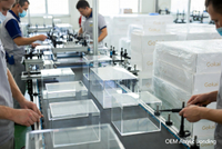 //imrorwxhpjjnli5q.ldycdn.com/cloud/pqBpiKnllqSRqljooqolip/OEM-Acrylic-Assembly-Line.jpg